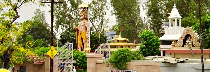 ऋषिकेश आश्रम (माँ गंगा तट)